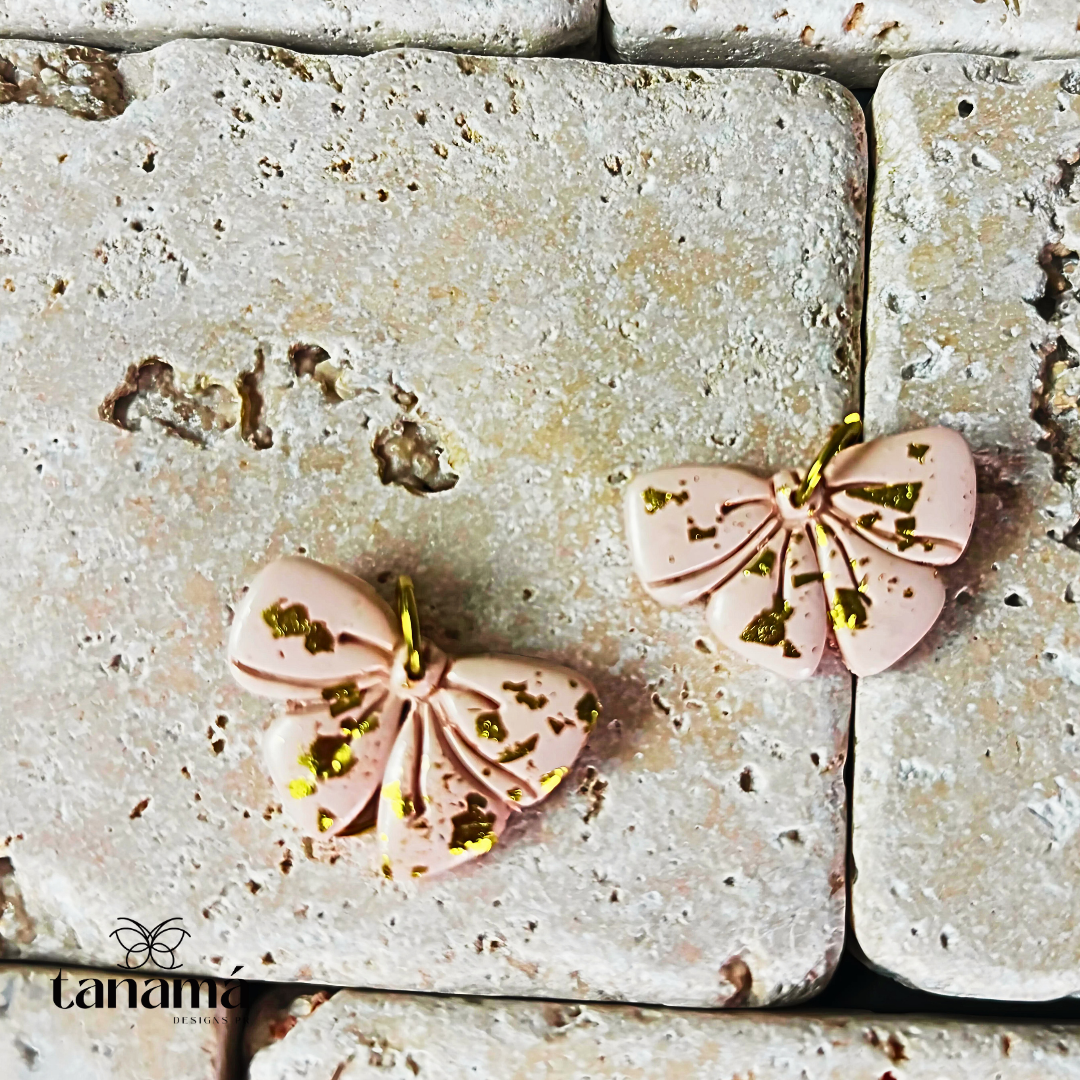 Lacitos earrings collection