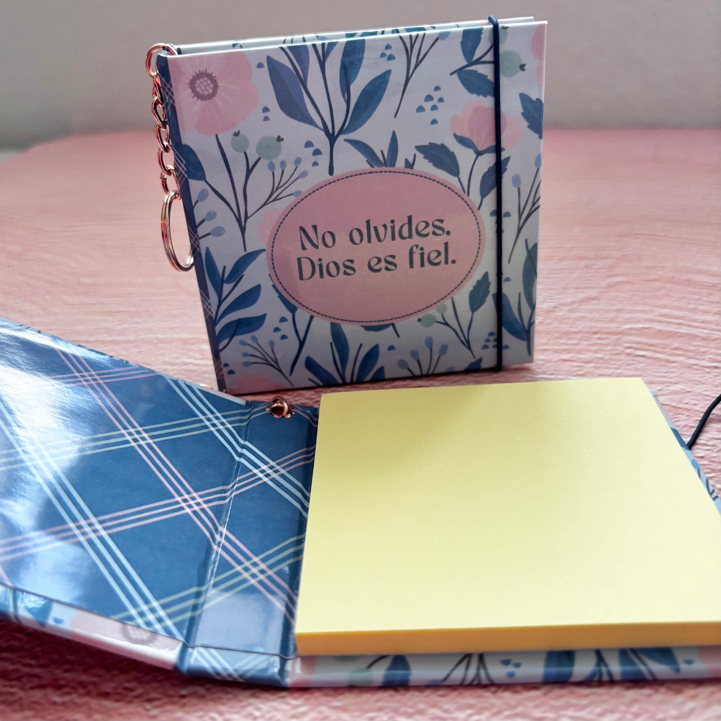 Mini Libreta Llavero con Post-it