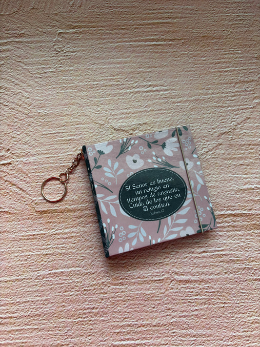 Mini Libreta Llavero con Post-it